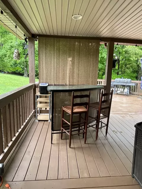 Exterior - 207 Knobs Ln, Cedar Bluff, VA 24609 photo 11 of 20