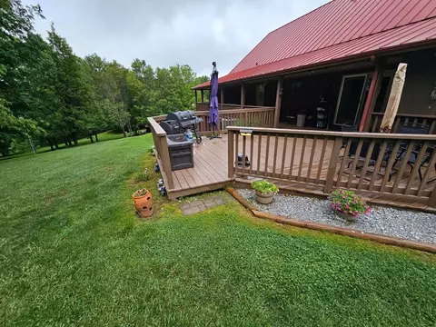 Exterior - 207 Knobs Ln, Cedar Bluff, VA 24609 photo 12 of 20