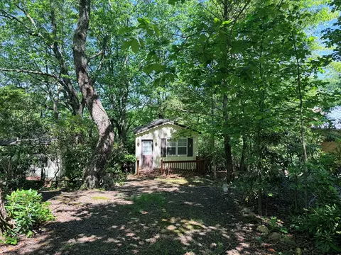 Exterior - 728 Groundhog Hills Rd, Hillsville, VA 24343 photo 11 of 14