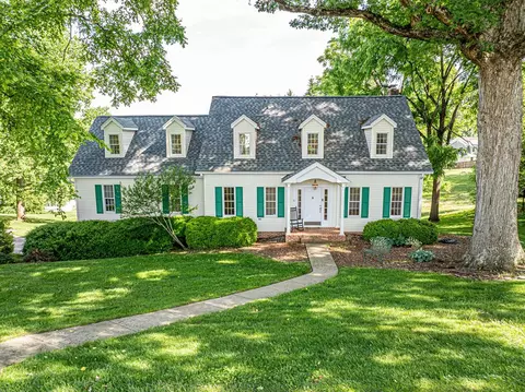 20010 Oakwood Dr, Abingdon, VA 24211