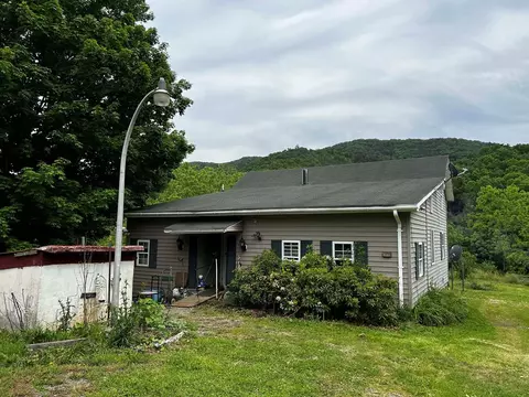 2032 Little Creek Hwy, Dublin, VA 24084