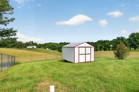 Exterior - 35383 Widener Valley Rd, Glade Spring, VA 24340 photo 4 of 6