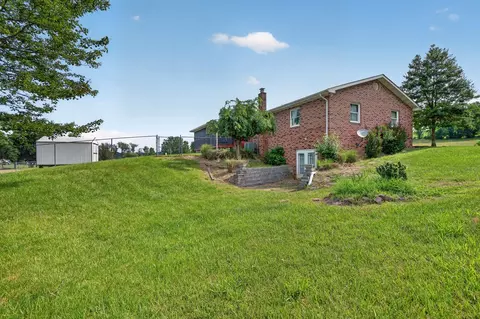 Exterior - 35383 Widener Valley Rd, Glade Spring, VA 24340 photo 3 of 6