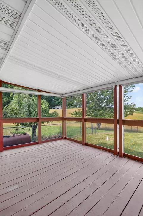 Exterior - 35383 Widener Valley Rd, Glade Spring, VA 24340 photo 6 of 6