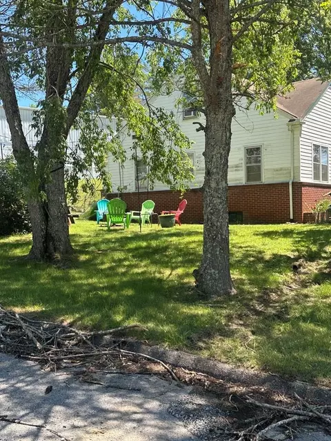 713 Powerhouse Rd, Independence, VA 24348 photo 2