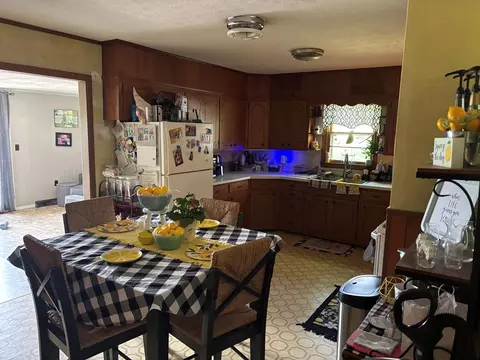 Kitchen - 713 Powerhouse Rd, Independence, VA 24348 photo 2 of 3