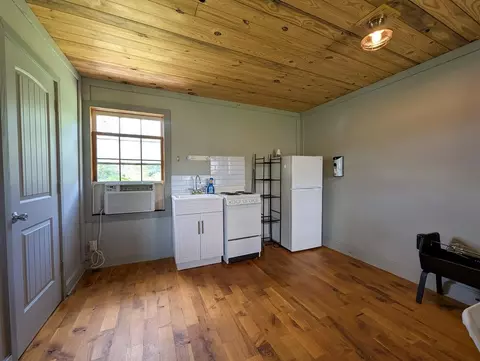 Kitchen - 3865 Ayers Orchard Rd, Stuart, VA 24171 photo 6 of 6