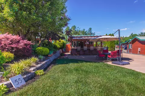 2524 Edmonds Rd, Galax, VA 24333