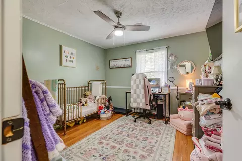 Bedroom - 636 E 2nd St, Richlands, VA 24641 photo 3 of 3