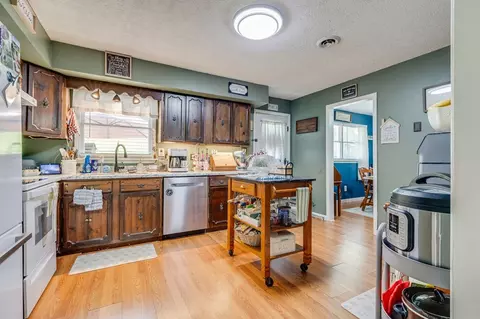 Kitchen - 636 E 2nd St, Richlands, VA 24641 photo 2 of 3