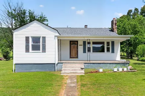 10653 E Blue Grass Trl, Bland, VA 24315