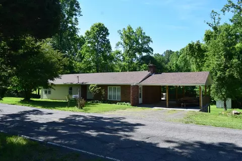 812 Conner Grove Rd, Willis, VA 24380