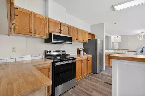 Kitchen - 1439 Ivanhoe Rd, Max Meadows, VA 24360 photo 6 of 6
