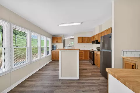 Kitchen - 1439 Ivanhoe Rd, Max Meadows, VA 24360 photo 1 of 6