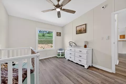 Bedroom - 1439 Ivanhoe Rd, Max Meadows, VA 24360 photo 4 of 6