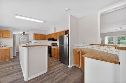 Kitchen - 1439 Ivanhoe Rd, Max Meadows, VA 24360 photo 2 of 6