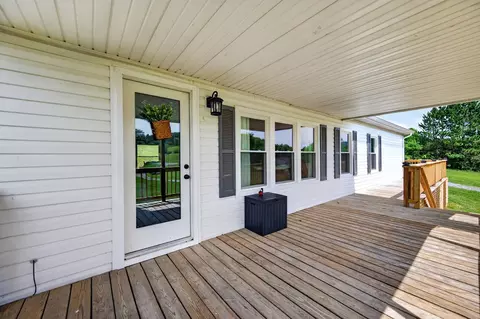 Exterior - 1439 Ivanhoe Rd, Max Meadows, VA 24360 photo 6 of 6