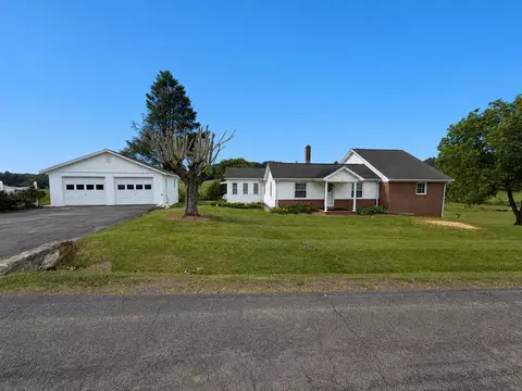 345 Joy Ranch Rd, Woodlawn, VA 24381