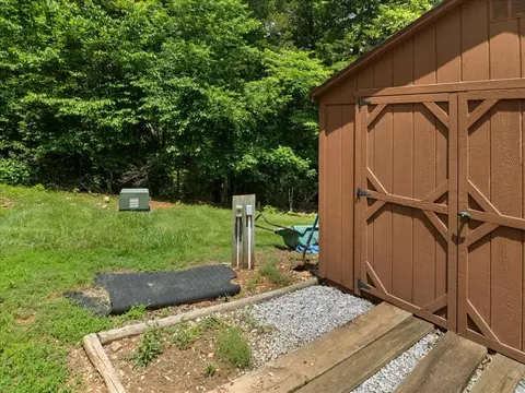 Exterior - 420 Riverview Rd, Ivanhoe, VA 24350 photo 9 of 9