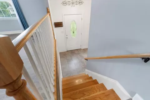 Entry Way - 5423 Ridgeview Waye, Dublin, VA 24084 photo 1 of 5