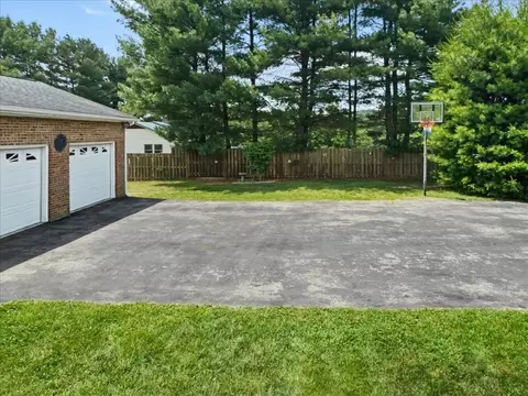Exterior - 5423 Ridgeview Waye, Dublin, VA 24084 photo 14 of 26