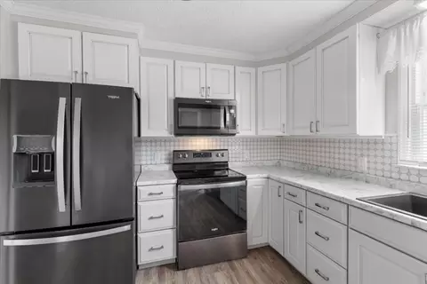 Kitchen - 5423 Ridgeview Waye, Dublin, VA 24084 photo 4 of 4
