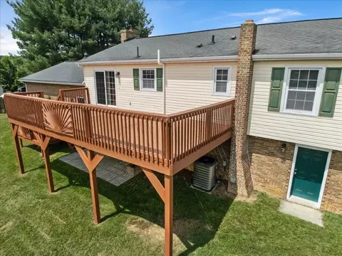 Exterior - 5423 Ridgeview Waye, Dublin, VA 24084 photo 21 of 26