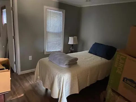 Bedroom - 2382 Wysor Hwy, Draper, VA 24324 photo 1 of 4