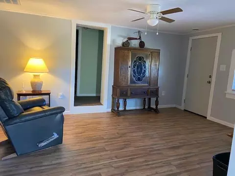 Living - 2382 Wysor Hwy, Draper, VA 24324 photo 1 of 1