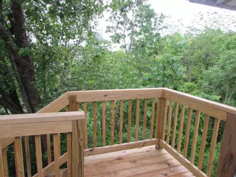 Exterior - 2382 Wysor Hwy, Draper, VA 24324 photo 5 of 8