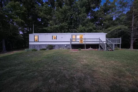 19004 Cleveland Rd, Abingdon, VA 24211