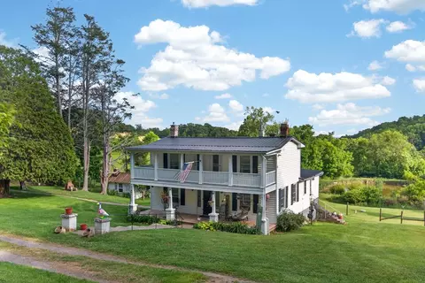 1078 Dickerson Rd, Willis, VA 24380