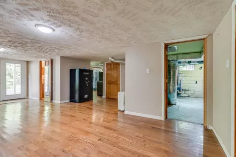 Other - 8775 Sandlick Rd, Bee, VA 24217 photo 6 of 11