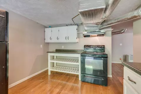 Kitchen - 8775 Sandlick Rd, Bee, VA 24217 photo 3 of 4
