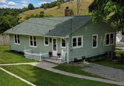 154 Clinch Ave, North Tazewell, VA 24630