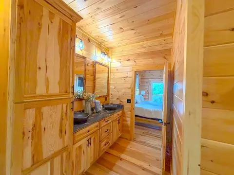 Bath - 227 Cabin Ridge Trl, Fancy Gap, VA 24328 photo 3 of 12