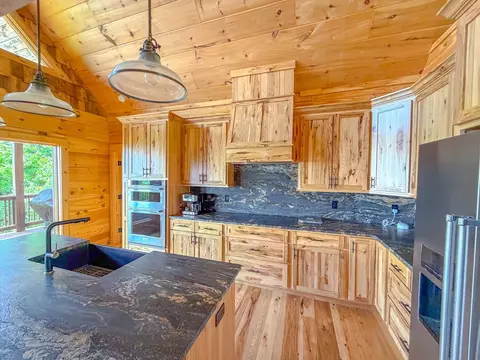 Kitchen - 227 Cabin Ridge Trl, Fancy Gap, VA 24328 photo 3 of 7