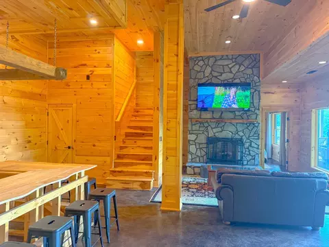 Living - 227 Cabin Ridge Trl, Fancy Gap, VA 24328 photo 5 of 7