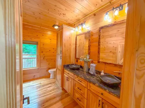 Bath - 227 Cabin Ridge Trl, Fancy Gap, VA 24328 photo 4 of 12