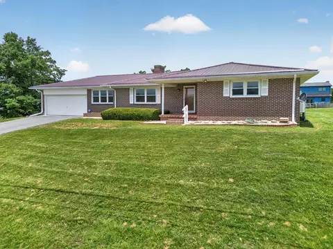 235 Windmere Ln, Marion, VA 24354