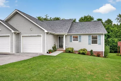20831 Deer Run Dr UNIT A, Abingdon, VA 24211