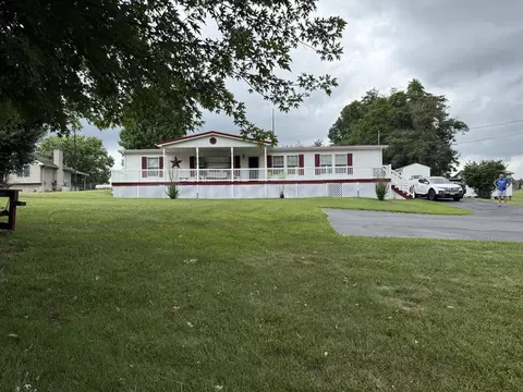 22245 Green Springs Church Rd, Abingdon, VA 24211