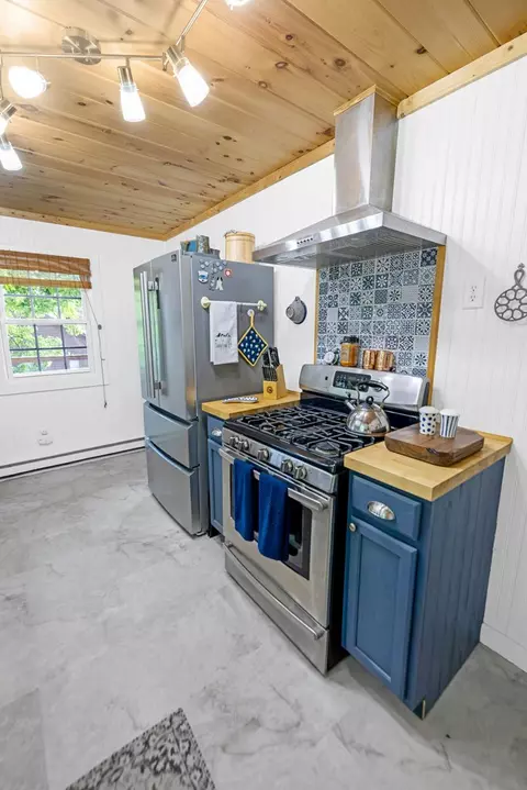 Kitchen - 163 Alpine Way, Fancy Gap, VA 24328 photo 3 of 3