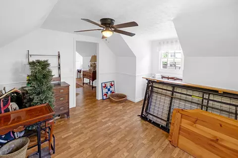 Bedroom - 163 Alpine Way, Fancy Gap, VA 24328 photo 6 of 6