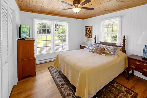 Bedroom - 163 Alpine Way, Fancy Gap, VA 24328 photo 1 of 6