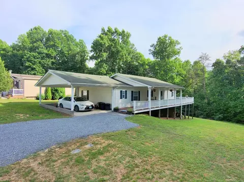 22156 Webb Dr, Abingdon, VA 24211