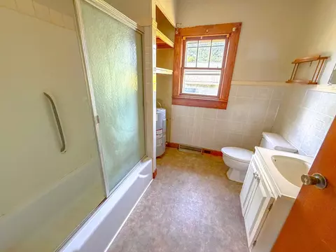 960 Ivanhoe Rd, Max Meadows, VA 24360 photo 8