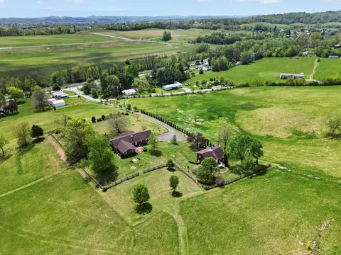 View/Area - 16471 B Spring Valley Rd, Abingdon, VA 24210 photo 2 of 6