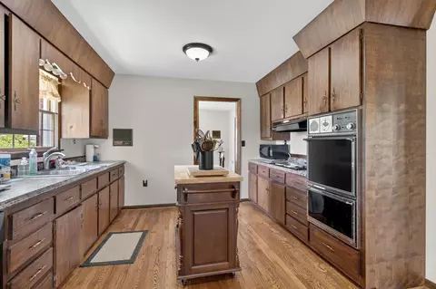 Kitchen - 16471 B Spring Valley Rd, Abingdon, VA 24210 photo 1 of 4