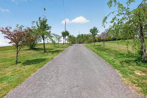 Other - 16471 B Spring Valley Rd, Abingdon, VA 24210 photo 2 of 9